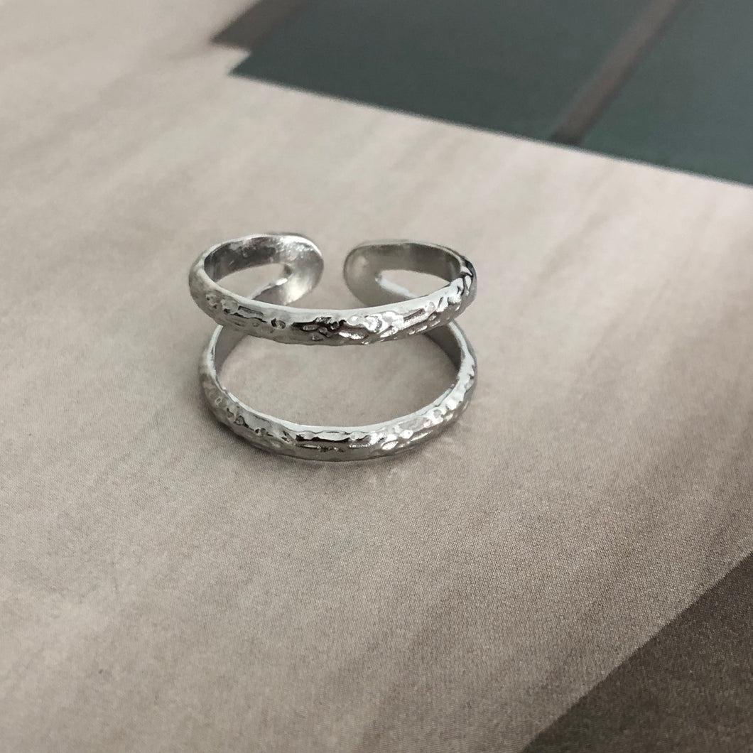 BERGENIA ring | silver