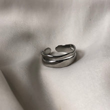 Load image into Gallery viewer, HOSTA ring | silver
