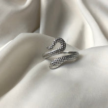 Load image into Gallery viewer, SNAKE ring | silver
